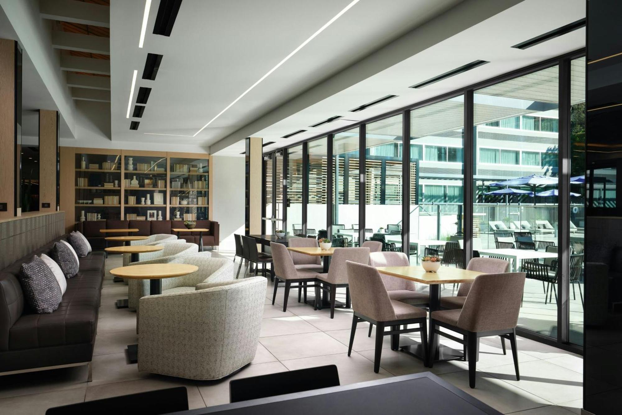 Ac Hotel By Marriott Pleasanton Buitenkant foto
